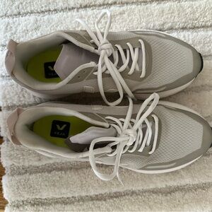 Veja Running Shoes
